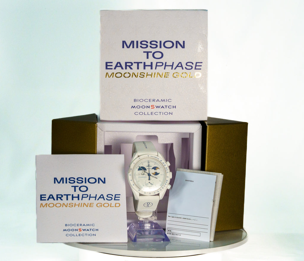 Swatch x Omega Bioceramic Moonswatch Mission To Earthphase Moonshine Gold (Cold Moon) — photo 2