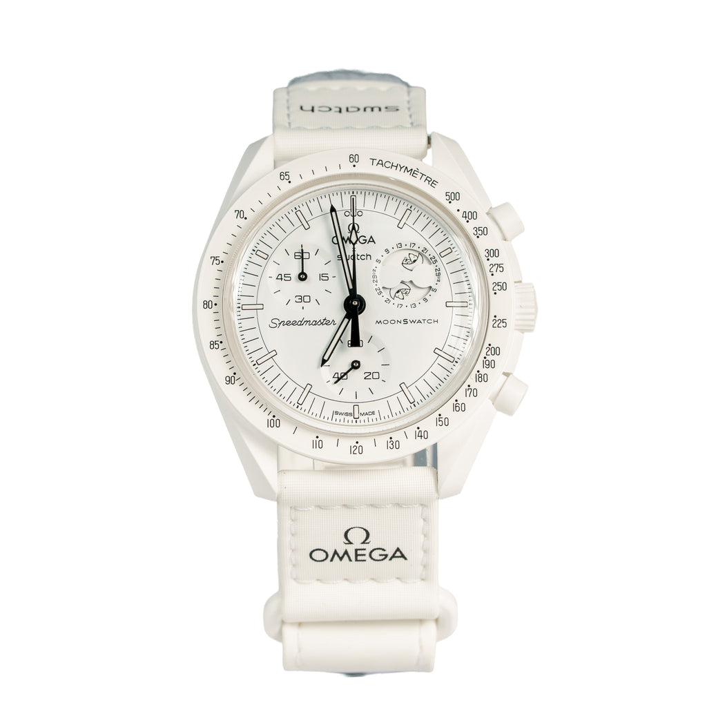 Swatch x Omega Bioceramic Moonswatch Mission To Moonphase Snoopy — photo 1