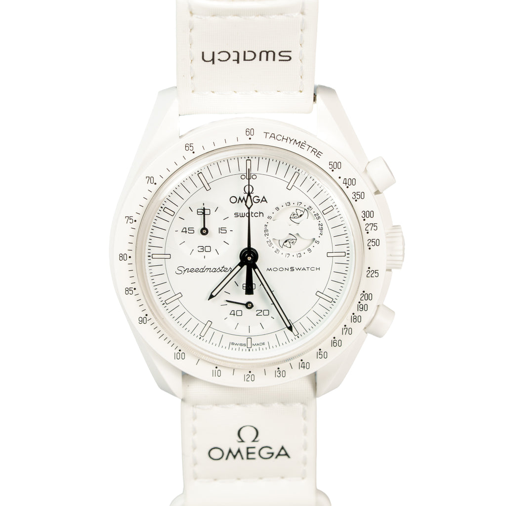 Swatch x Omega Bioceramic Moonswatch Mission To Moonphase Snoopy — photo 5