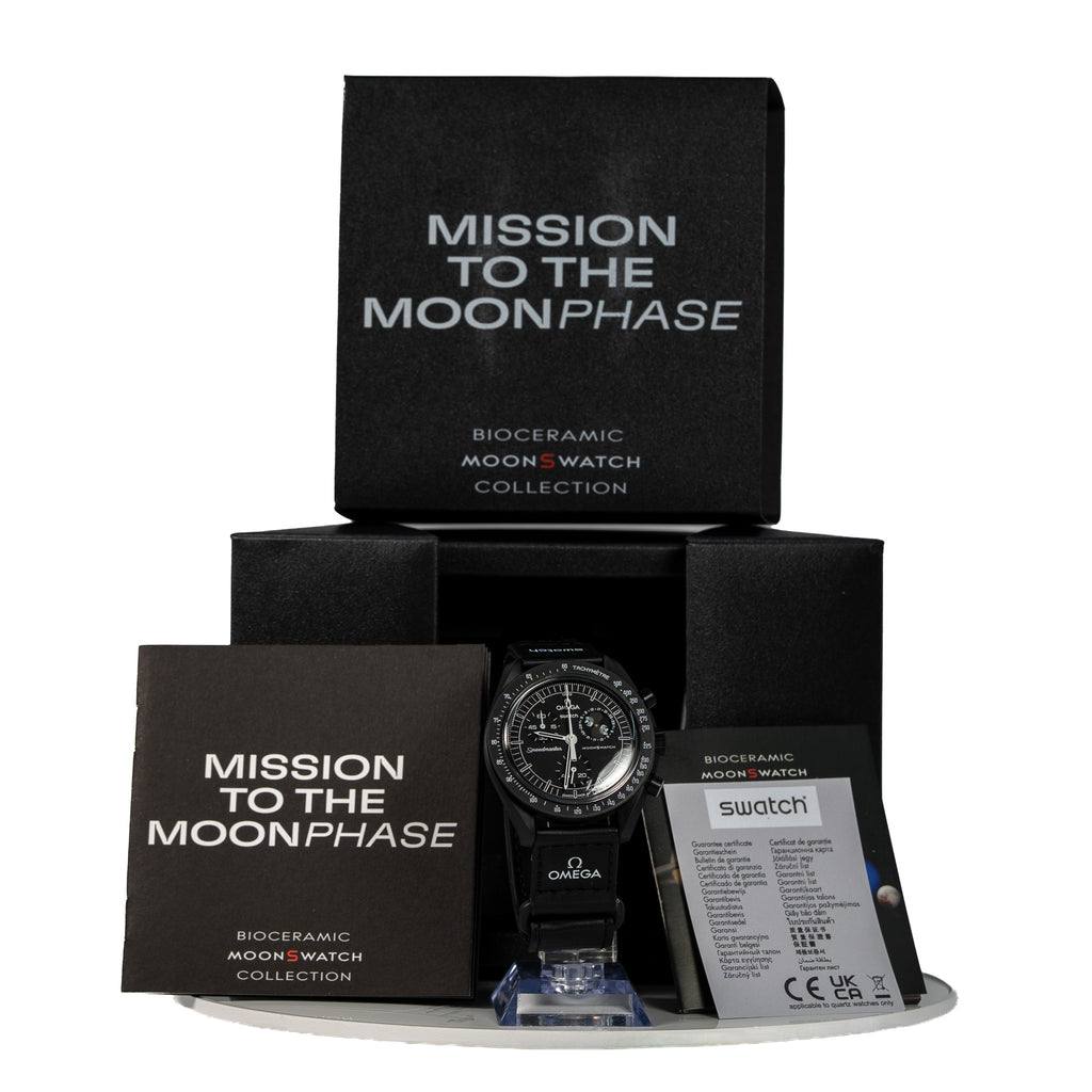 Swatch X Omega Bioceramic Moonswatch Mission to Moonphase Snoopy — photo 6