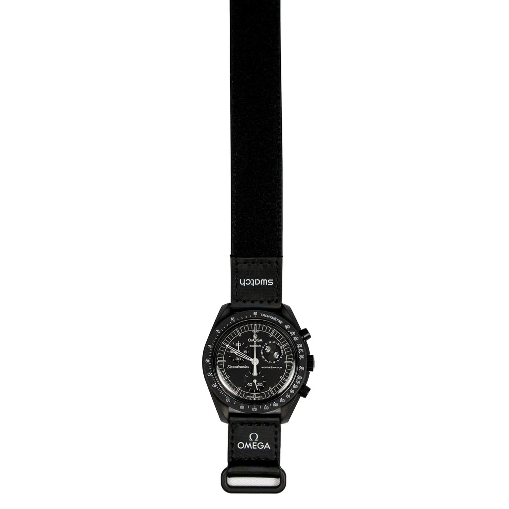 Swatch X Omega Bioceramic Moonswatch Mission to Moonphase Snoopy — photo 5