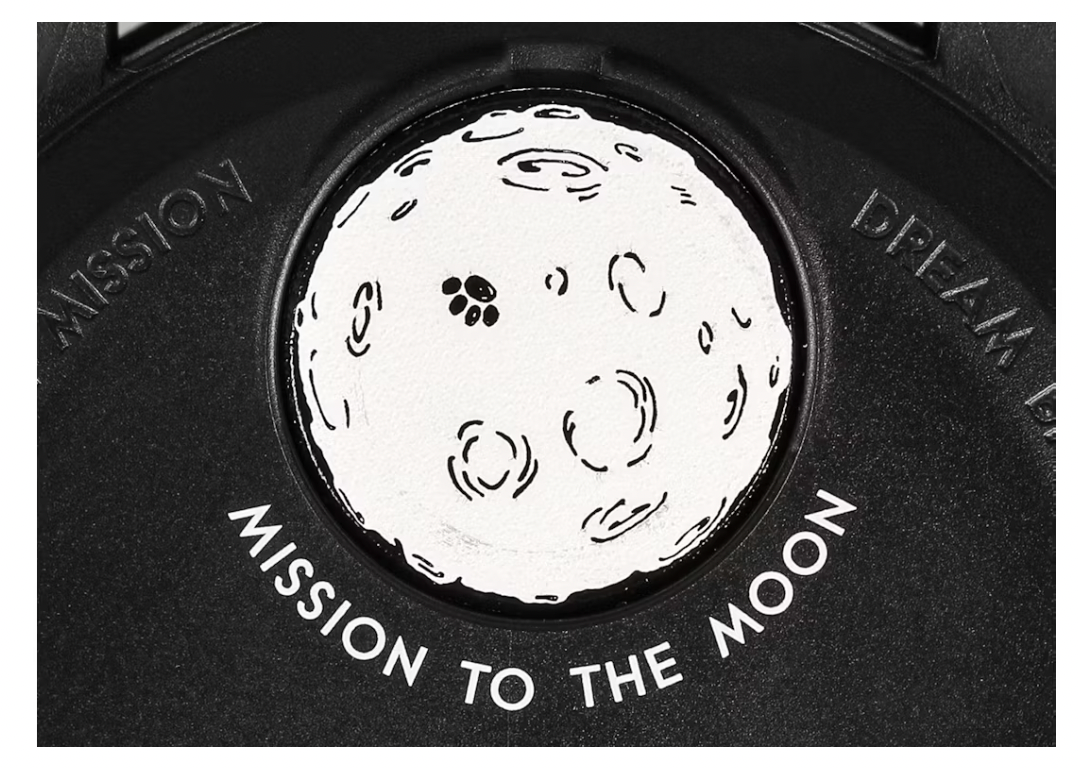 Swatch X Omega Bioceramic Moonswatch Mission to Moonphase Snoopy — photo 8