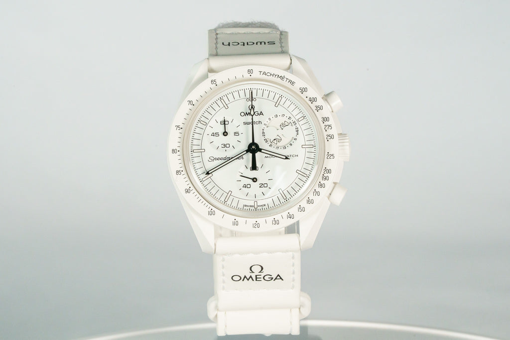 Swatch x Omega Bioceramic Moonswatch Mission To Moonphase Snoopy